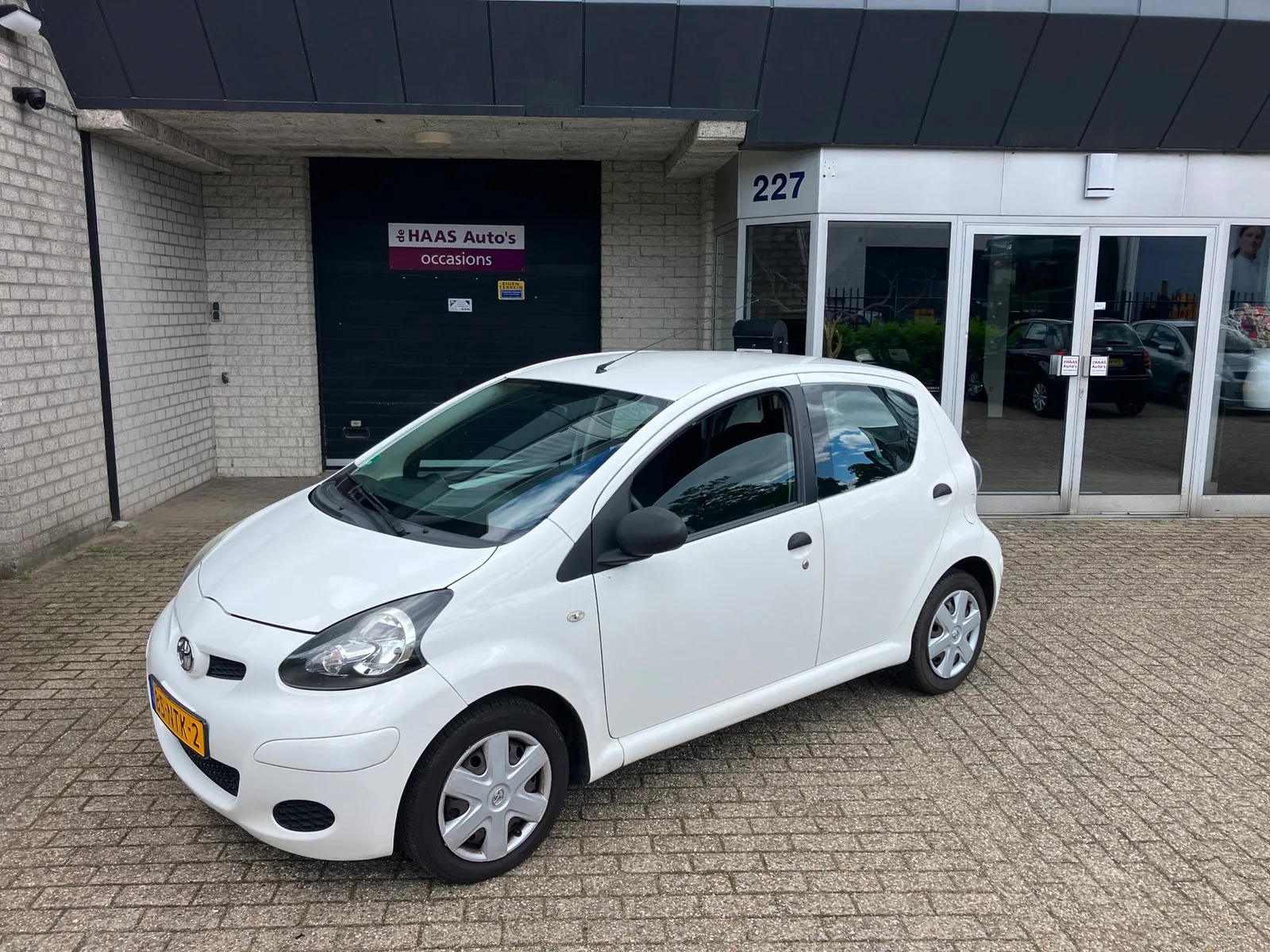 Toyota Aygo (2010) — foto 1