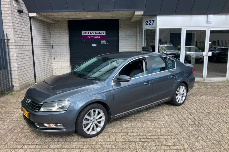 Volkswagen Passat (2010)