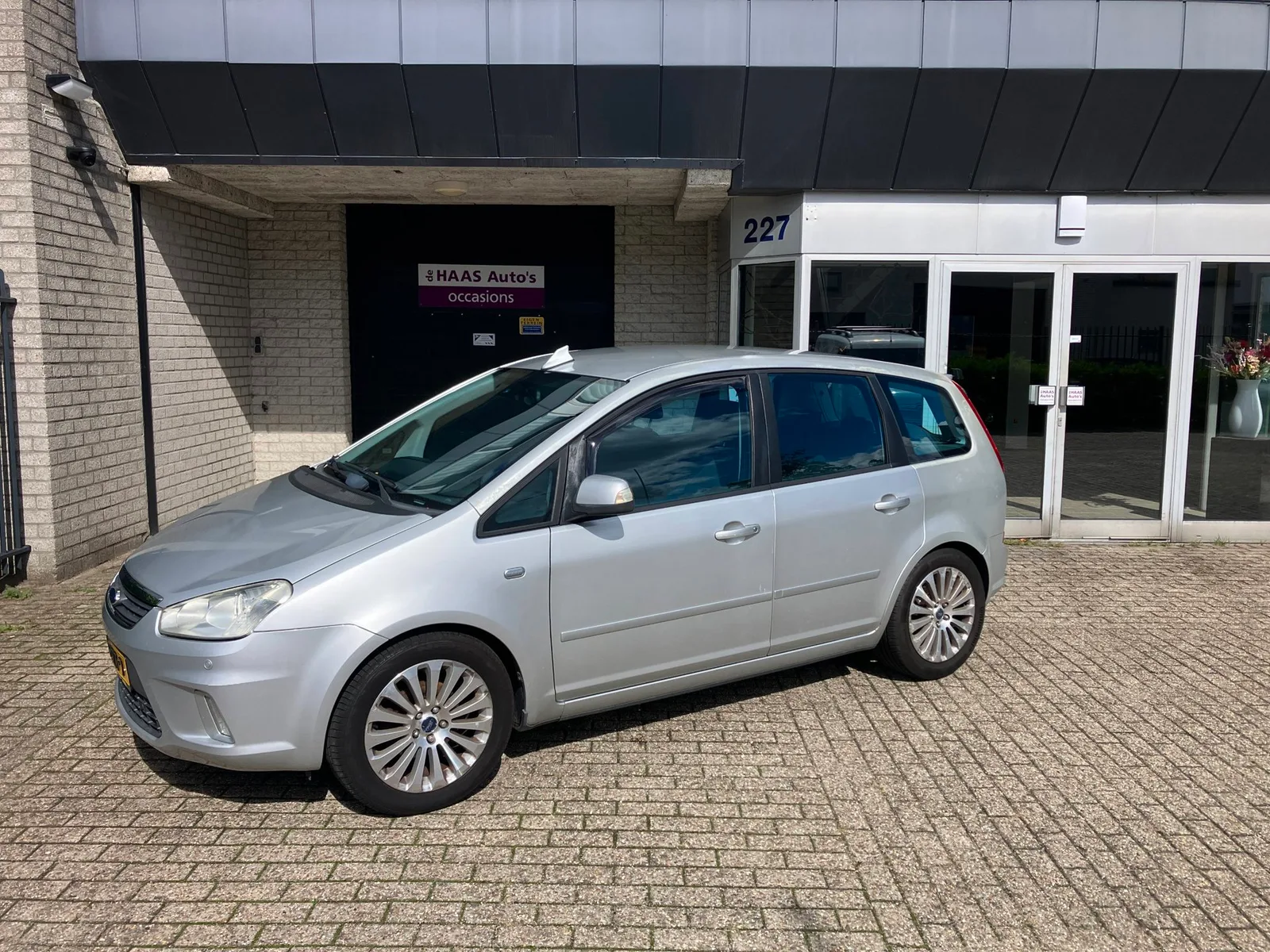 Ford C-Max (2009) — foto 1