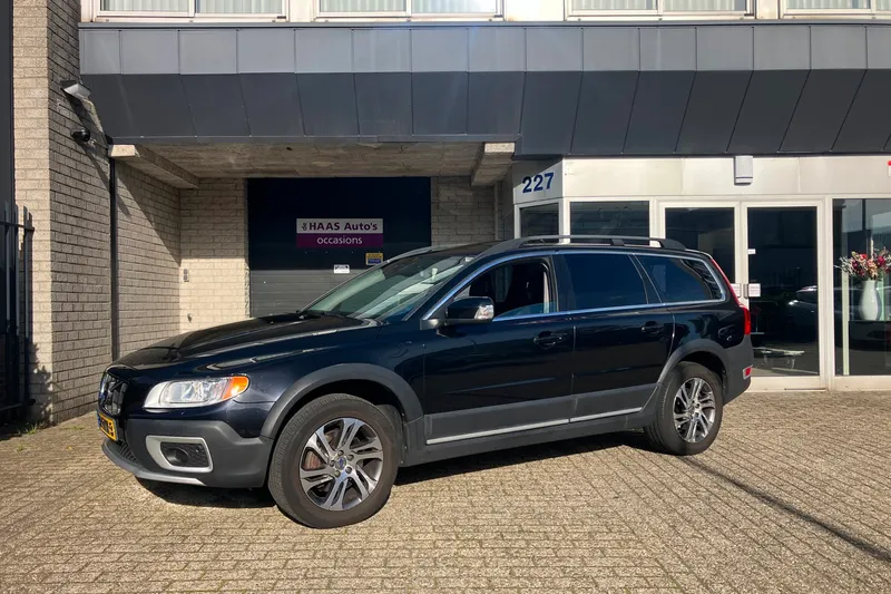 Volvo XC70 (2011)
