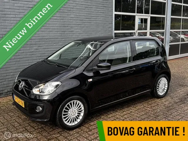 Volkswagen Up! (2014) — foto 1