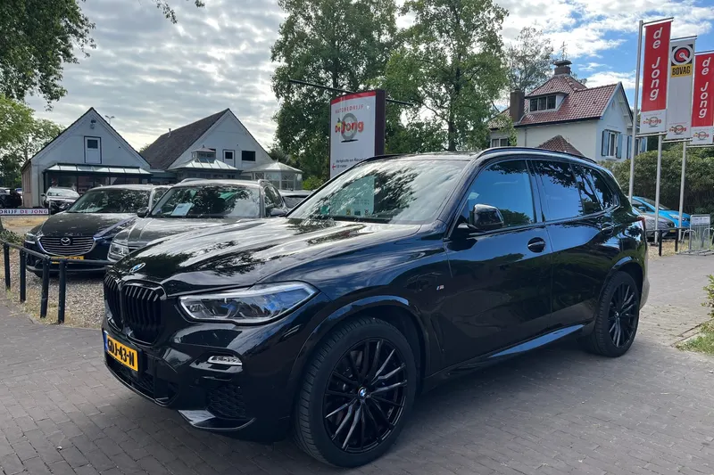 BMW X5 (2020)