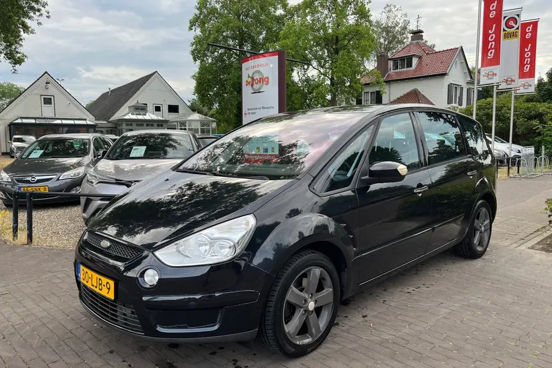 Ford S-Max (2010)