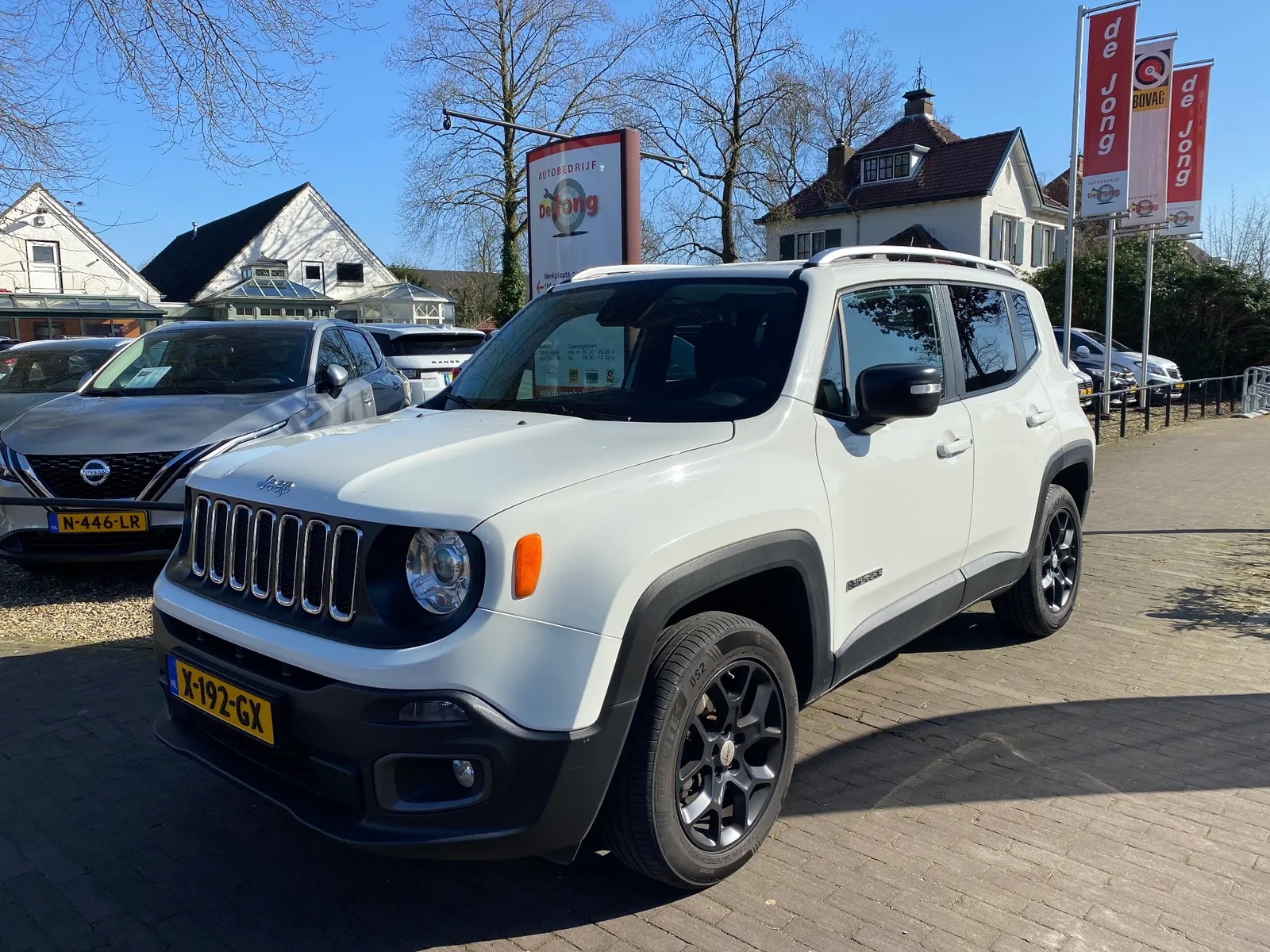 Jeep Renegade (2016) — foto 1