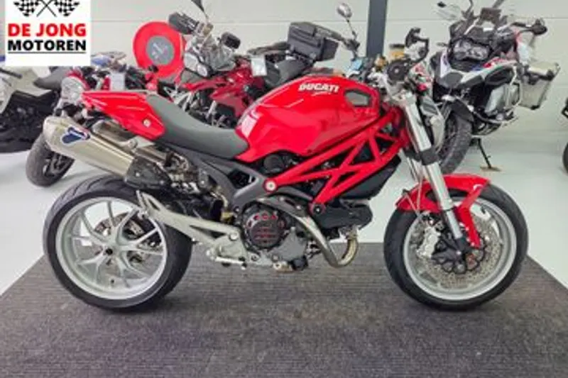 Ducati Monster 1100 (2009)