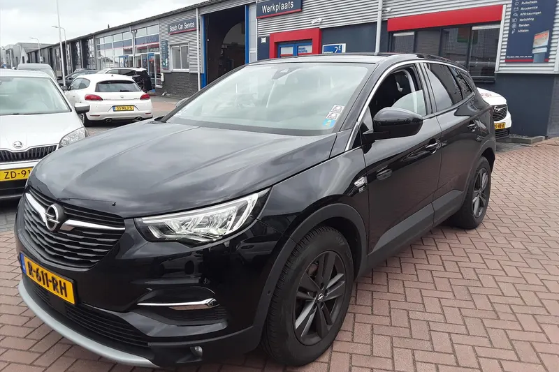 Opel Grandland X (2020)