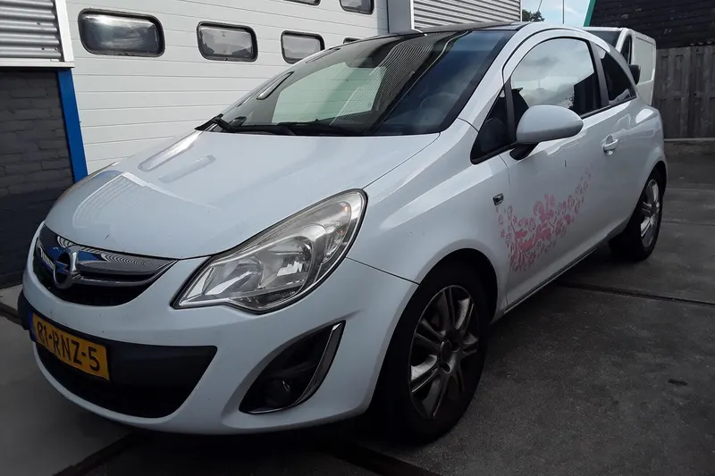 Opel Corsa (2011)