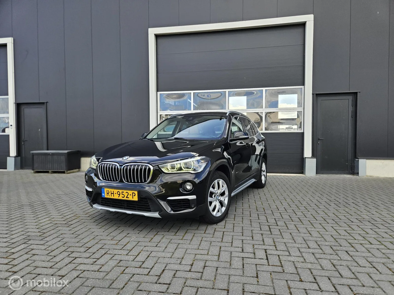 BMW X1 (2017) — foto 1
