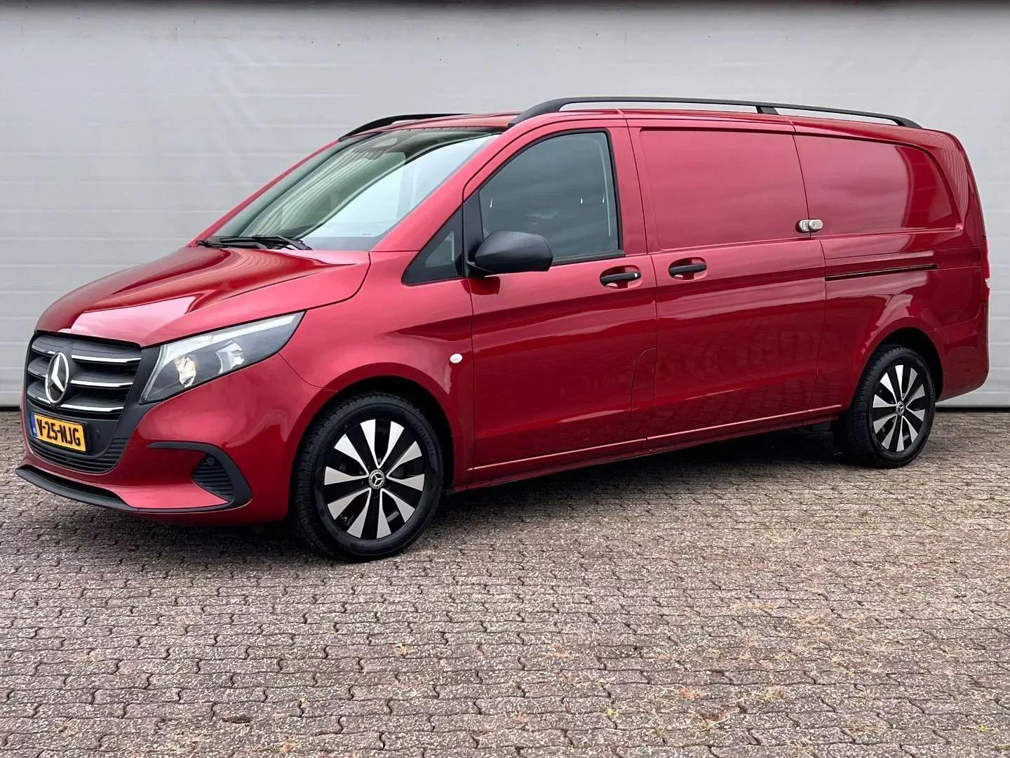 Mercedes-Benz Vito (2024) — foto 1