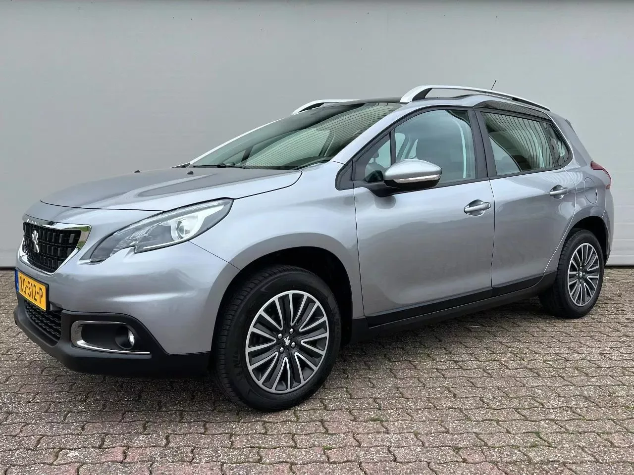 Peugeot 2008 (2019) — foto 1