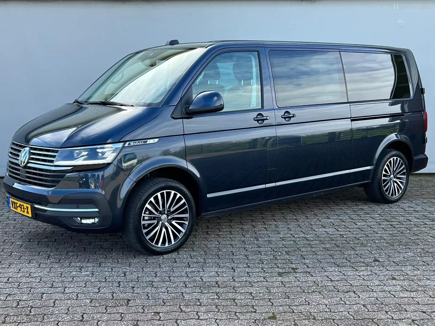 Volkswagen Transporter (2023) — foto 1