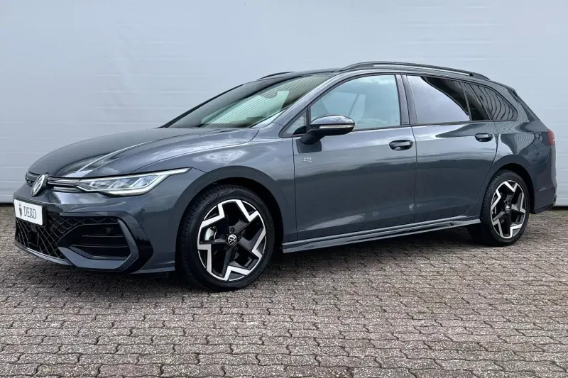 Volkswagen Golf (2025)
