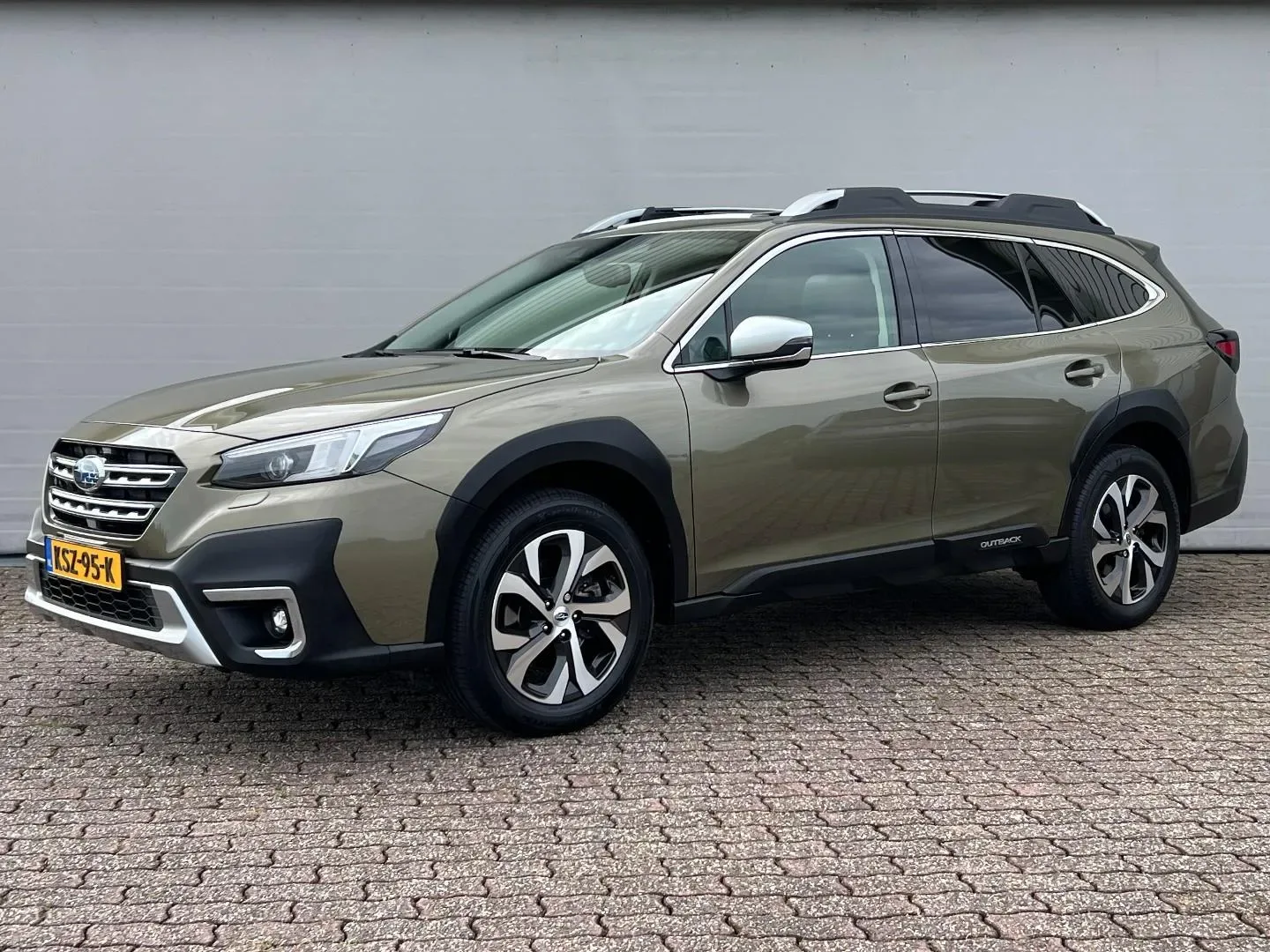 Subaru Outback (2022) — foto 1
