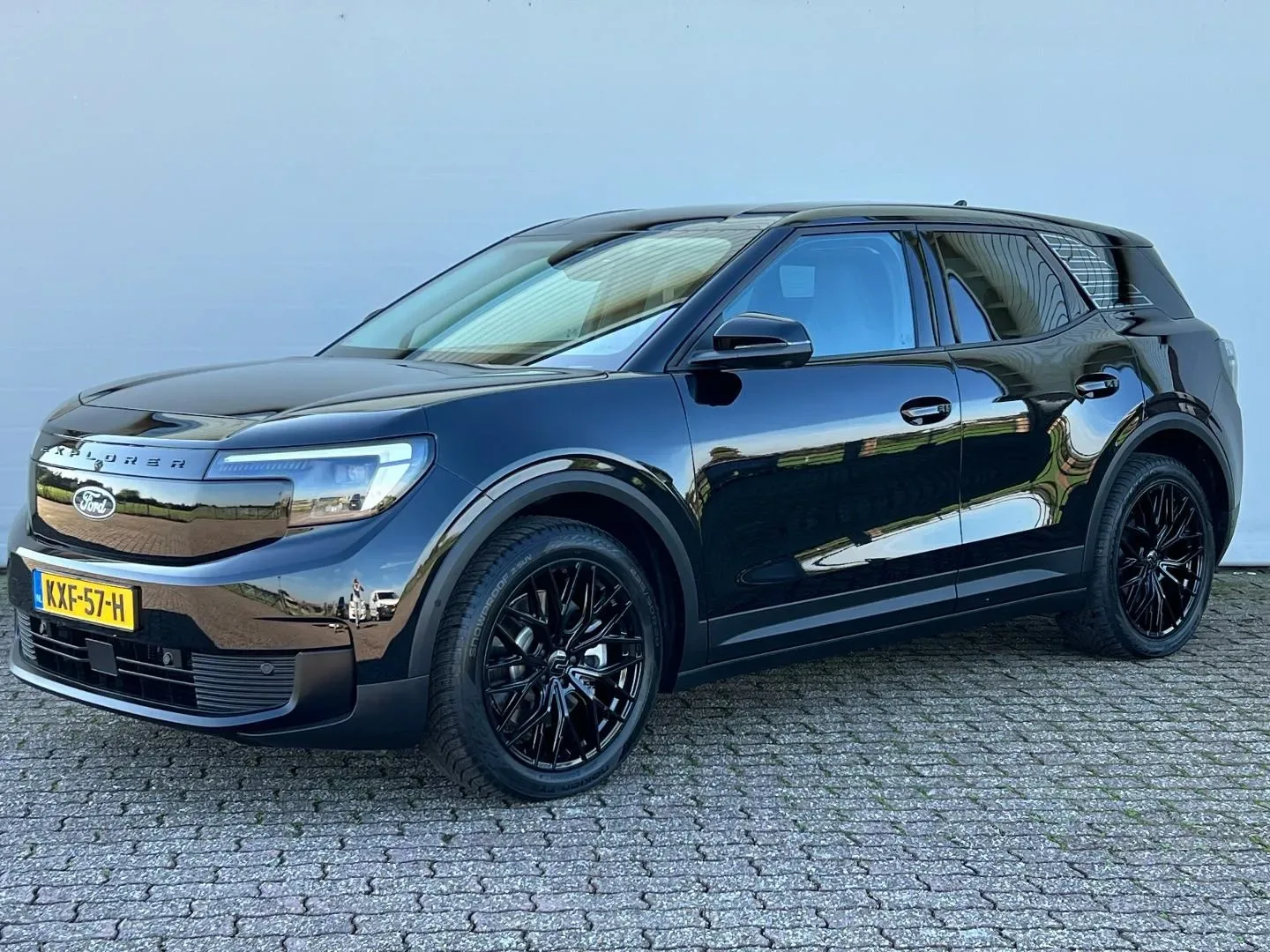 Ford Explorer (2025) — foto 1