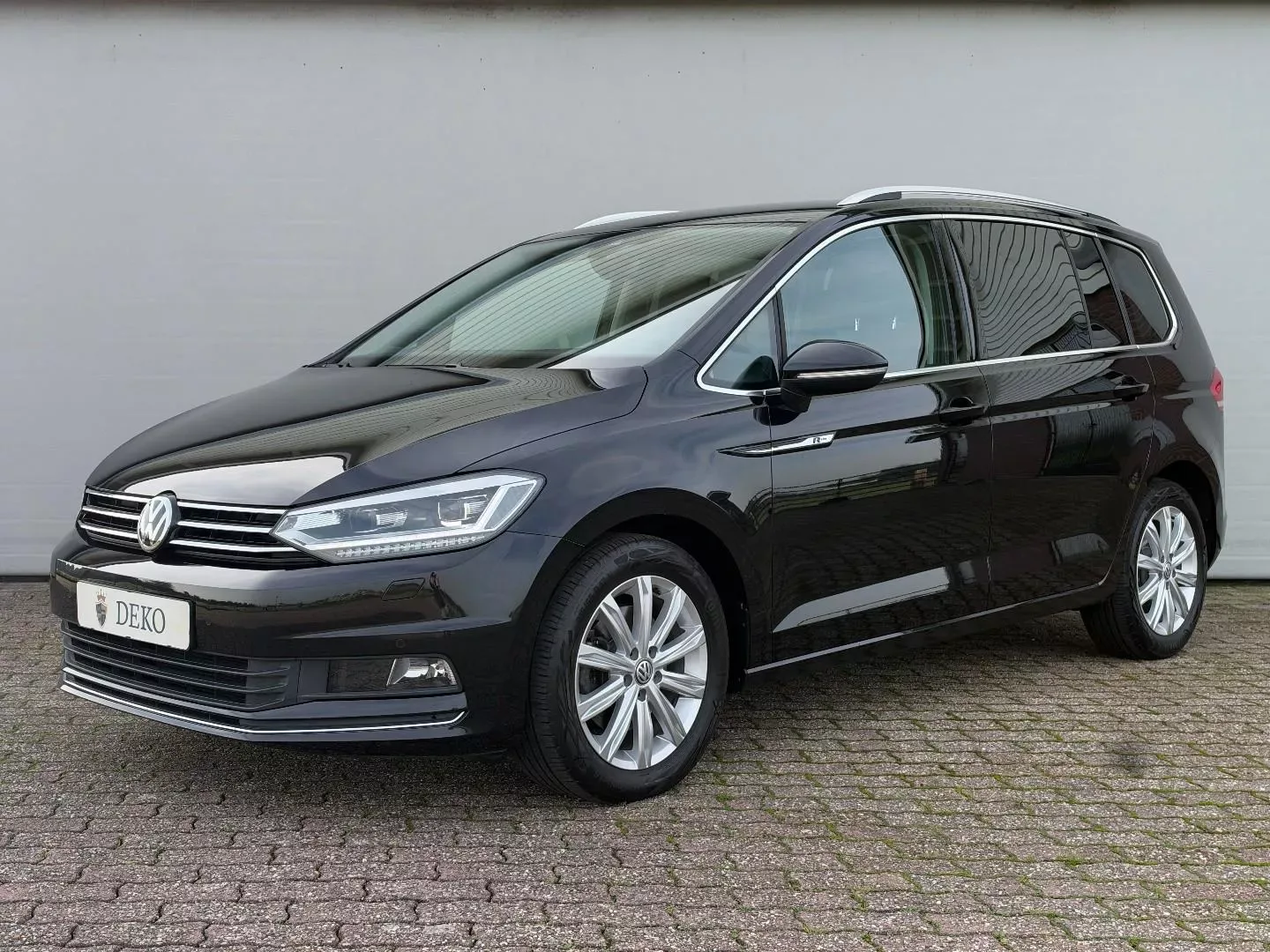 Volkswagen Touran (2018) — foto 1