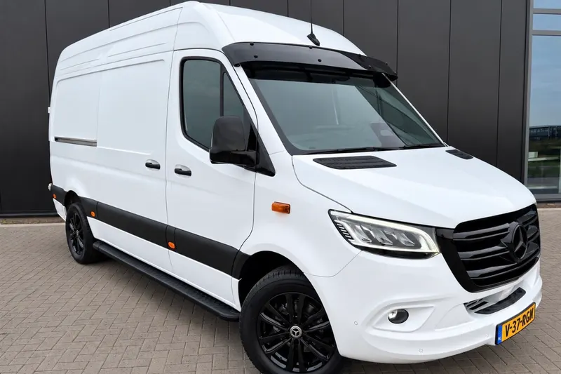 Mercedes-Benz Sprinter (2024)