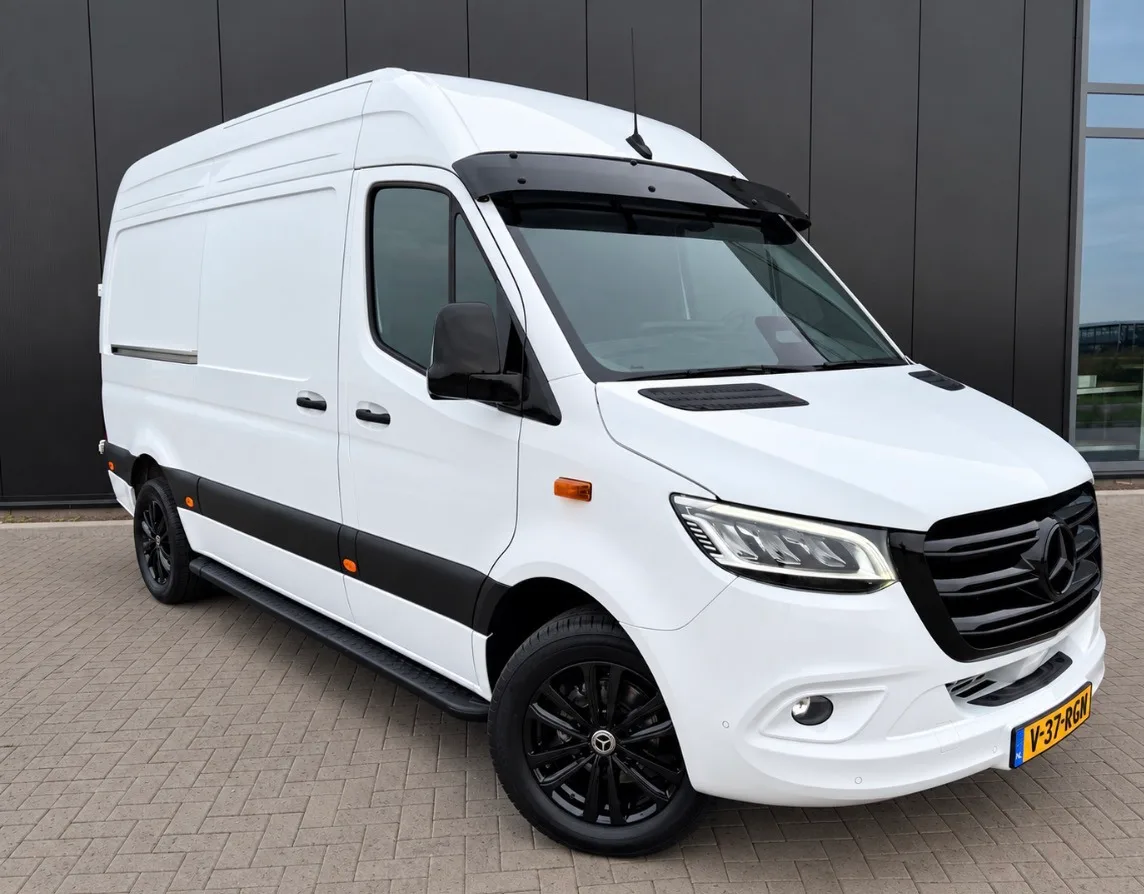 Mercedes-Benz Sprinter (2024) — foto 1