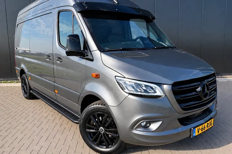 Mercedes-Benz Sprinter (2024)
