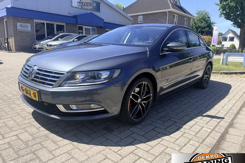 Volkswagen Passat (2012)