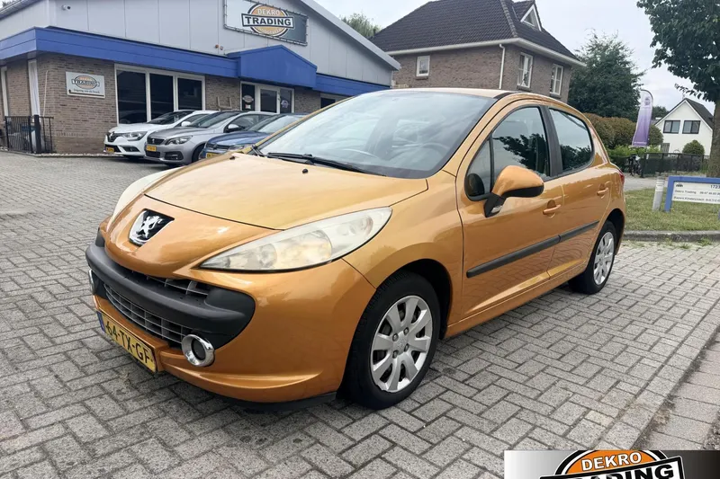 Peugeot 207 (2007)