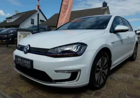 Volkswagen e-Golf (2016) — foto 1