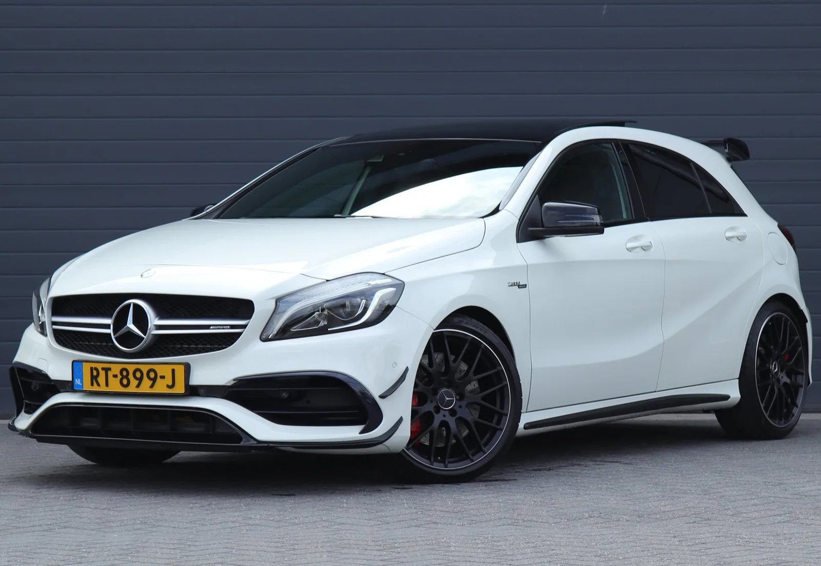 Mercedes-Benz A-Klasse (2017) — foto 1