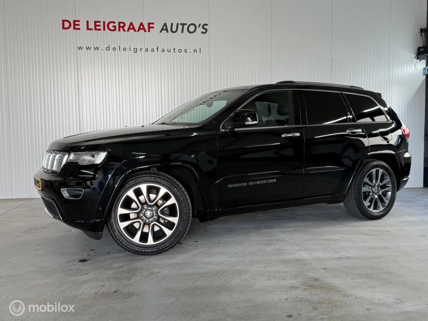 Jeep Grand Cherokee (2017) — foto 1