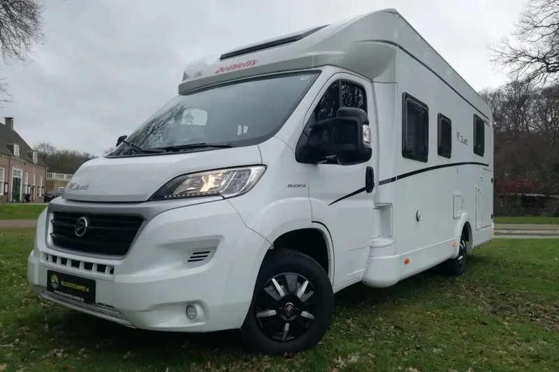 Dethleffs Tweedehands camper kopen (2020)