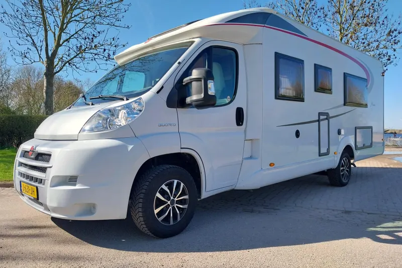 Bürstner Tweedehands camper kopen (2011)