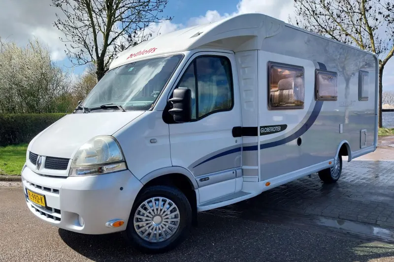 Dethleffs Tweedehands camper kopen (2006)