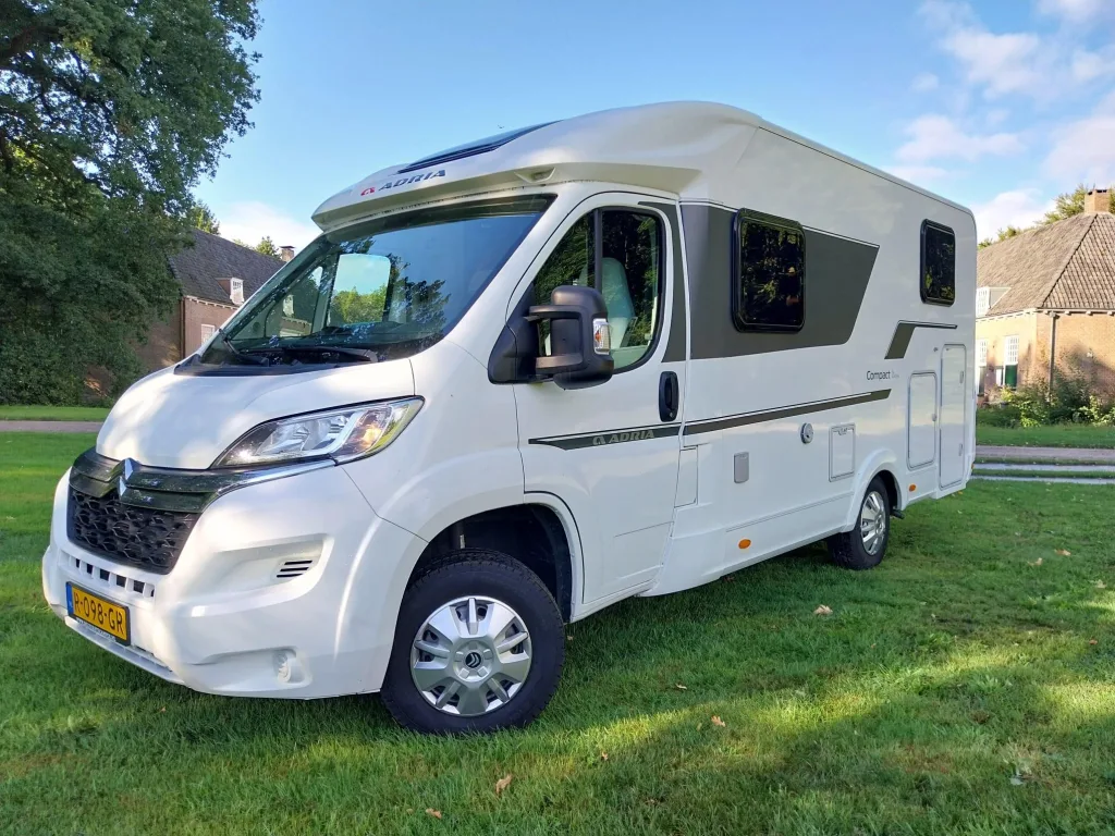 Adria Tweedehands camper kopen (2019) — foto 1