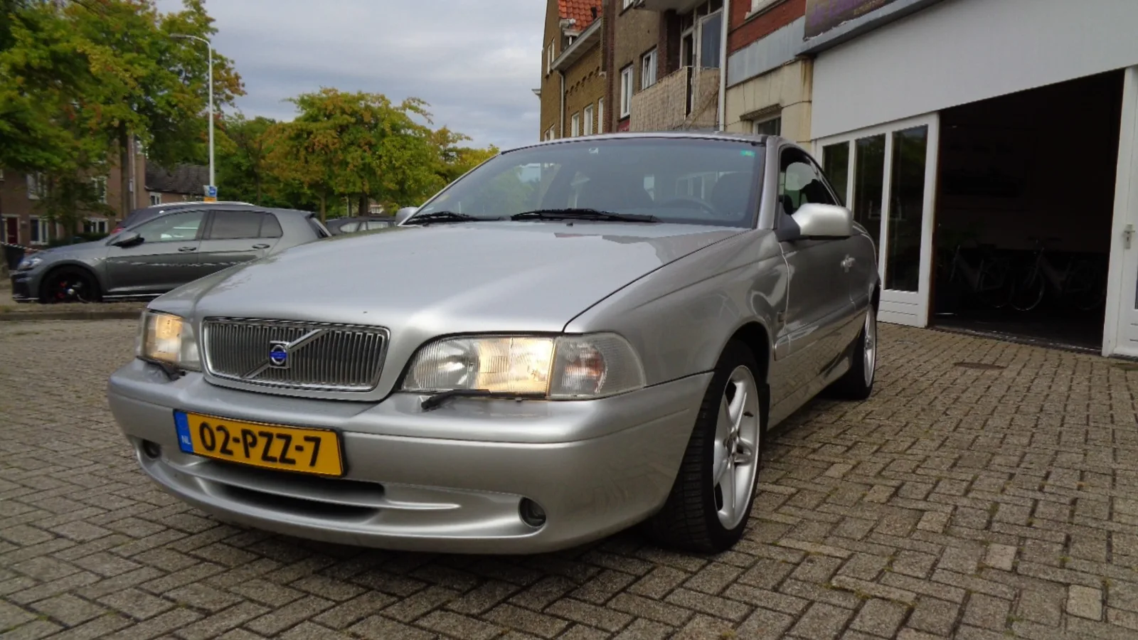 Volvo C70 (2001) — foto 1