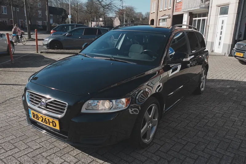 Volvo V50 (2009)