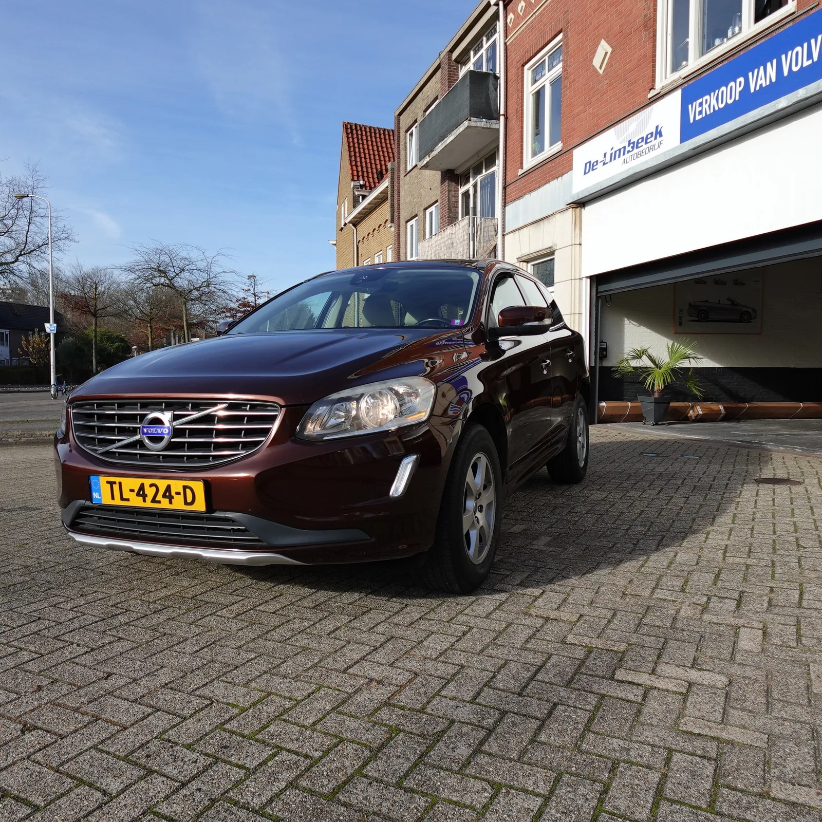 Volvo XC60 (2015) — foto 1