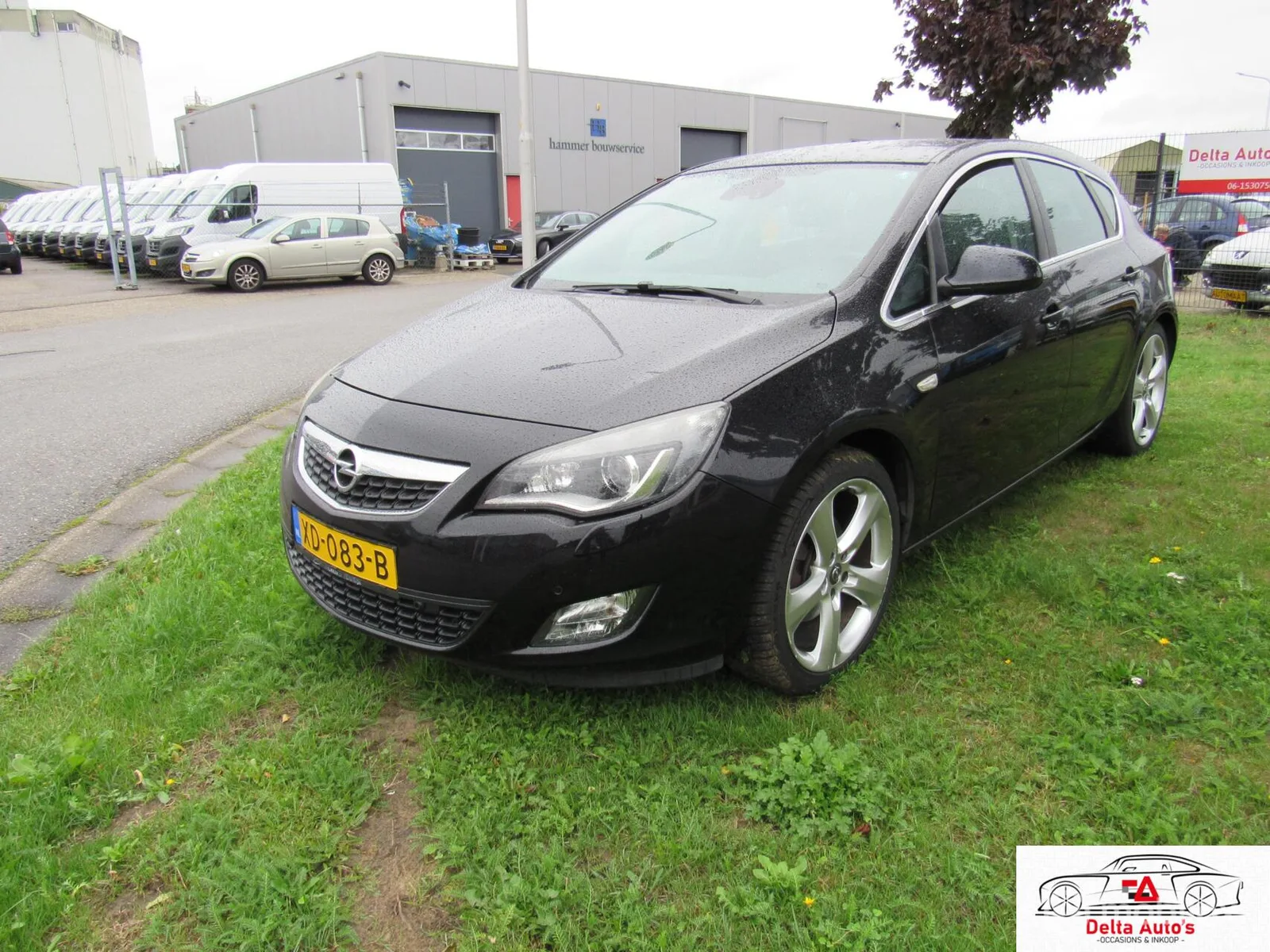 Opel Astra (2010) — foto 1
