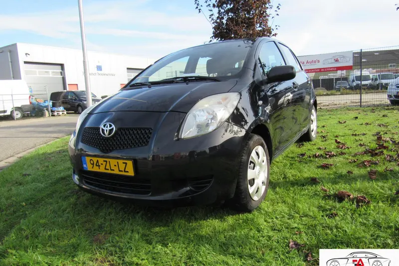 Toyota Yaris (2008)