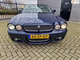 Jaguar XJ (2008) — foto 1