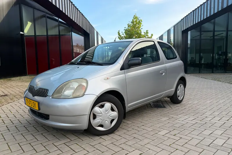 Toyota Yaris (2000)