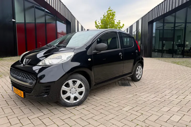 Peugeot 107 (2011)