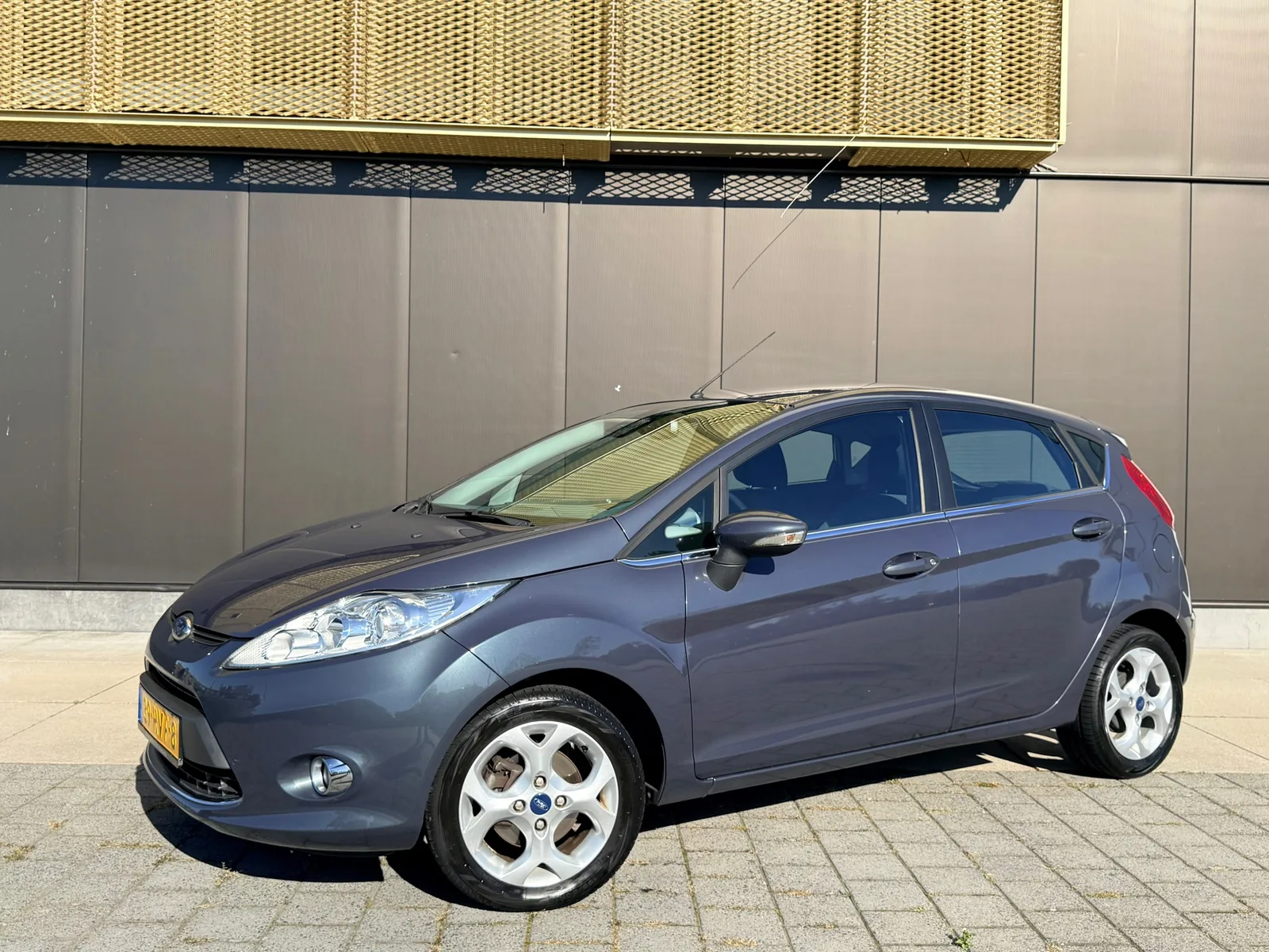Ford Fiesta (2011) — foto 1