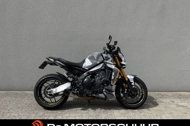 Yamaha MT-09 (2022)