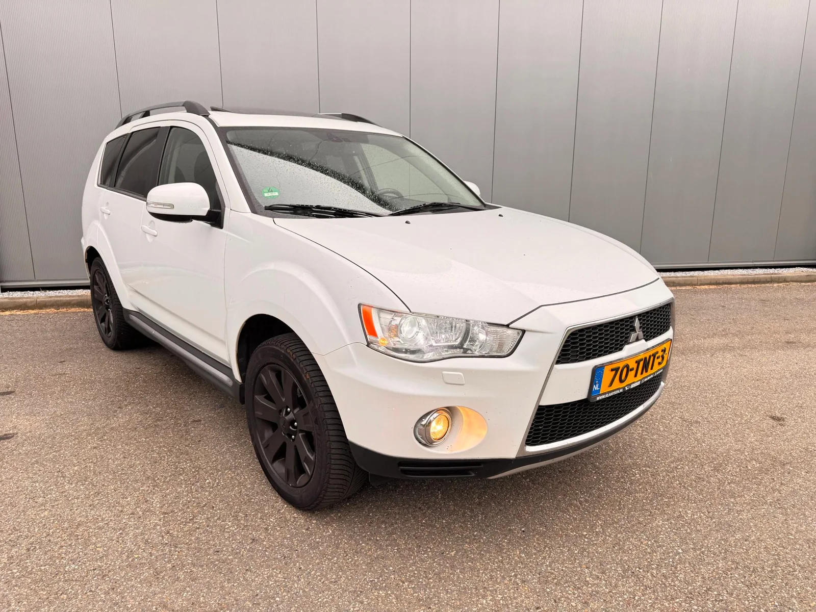 Mitsubishi Outlander (2012) — foto 1