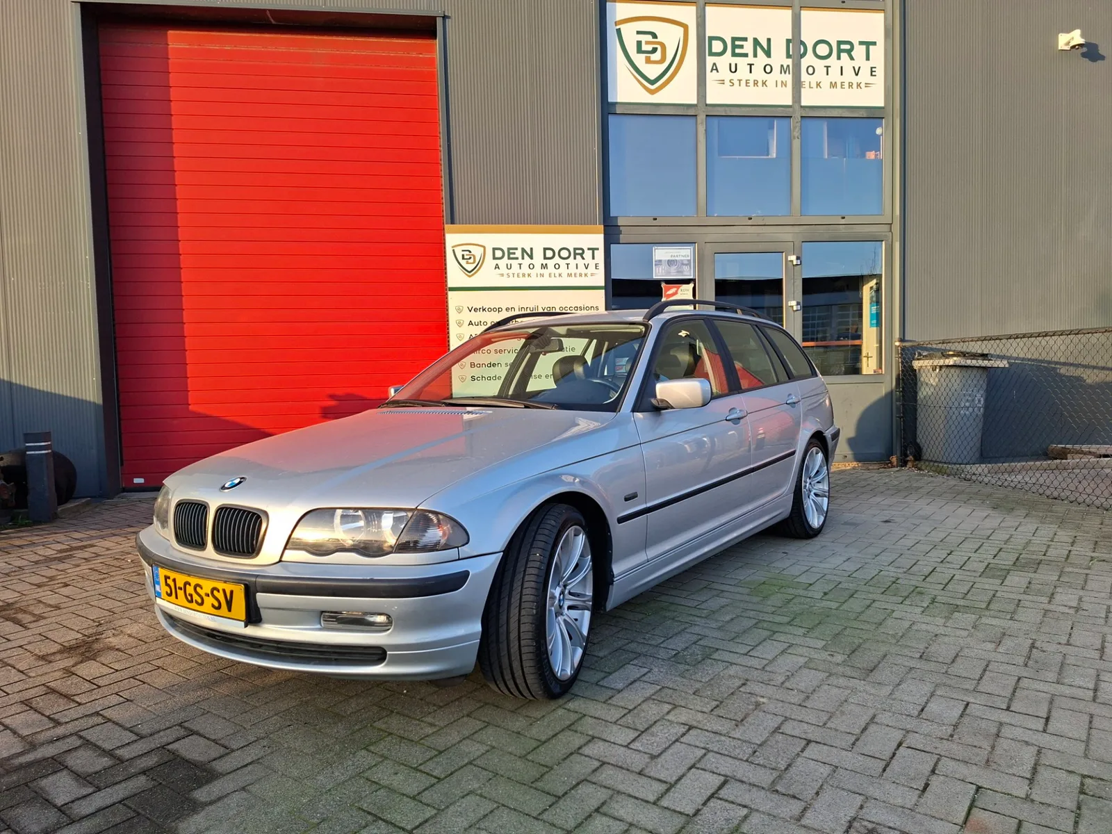 BMW 3-Serie (2001) — foto 1