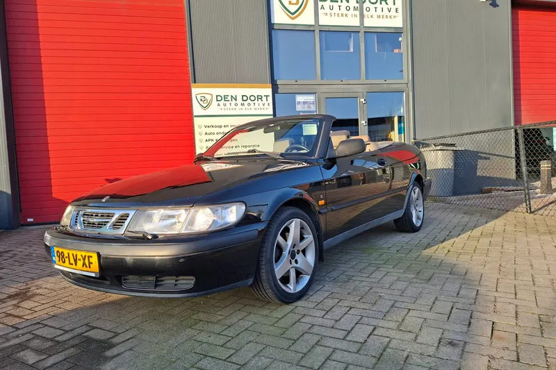 Saab 9-3 (2000)