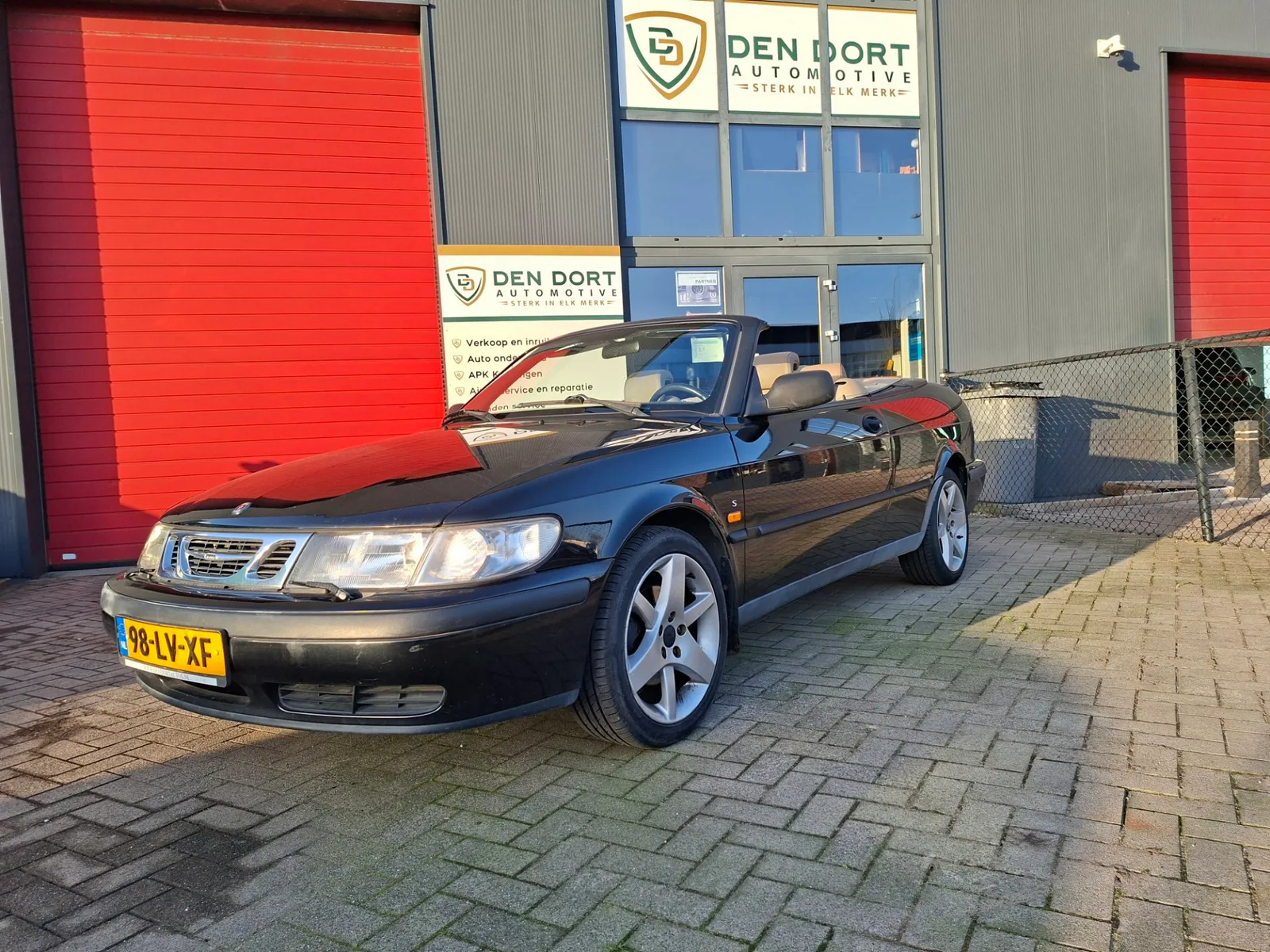 Saab 9-3 (2000) — foto 1