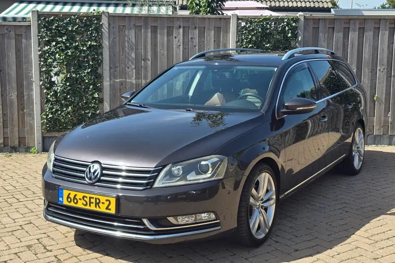 Volkswagen Passat (2011)