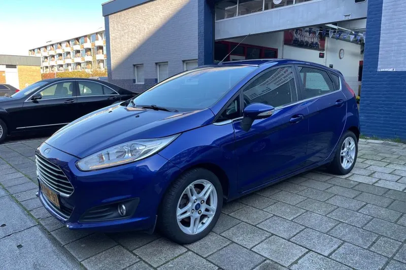 Ford Fiesta (2015)