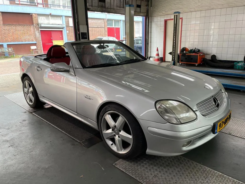 Mercedes-Benz SLK-Klasse (2004) — foto 1