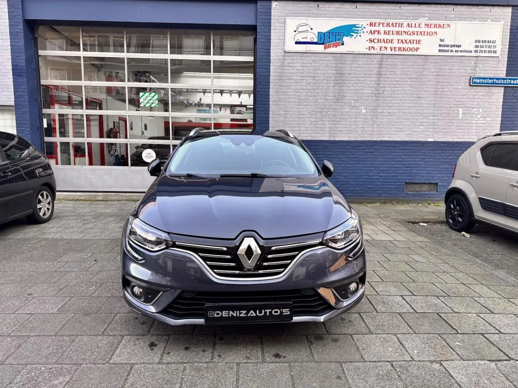 Renault Mégane (2017) — foto 1