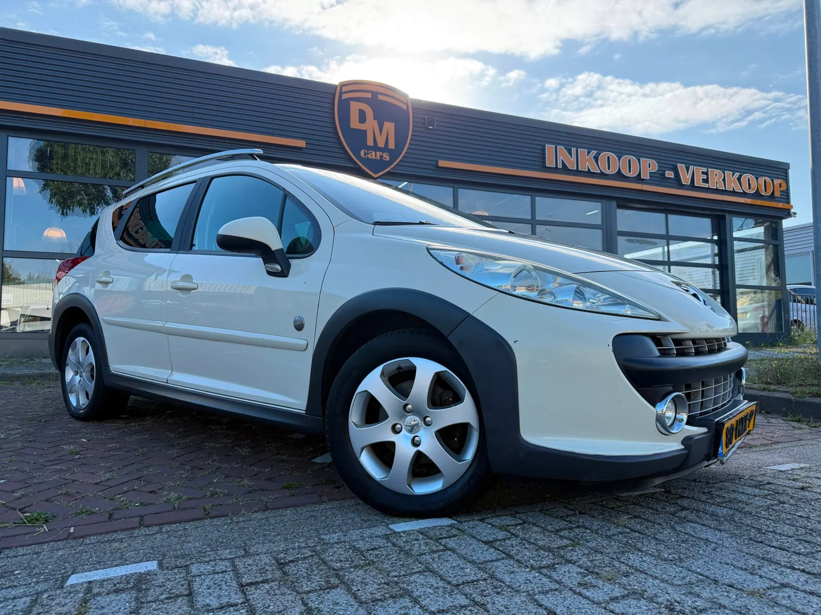 Peugeot 207 (2009) — foto 1